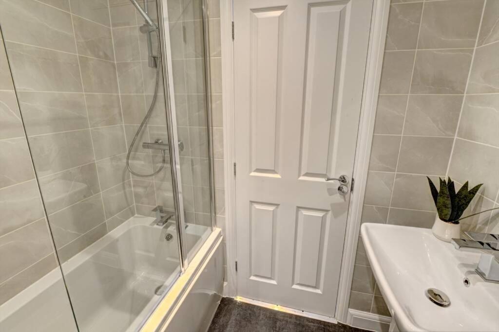 The Stratford Palace Apartment Birmingham Ngoại thất bức ảnh